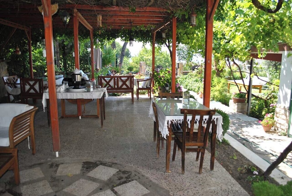 Gunebakan Taliani Otel 30/41