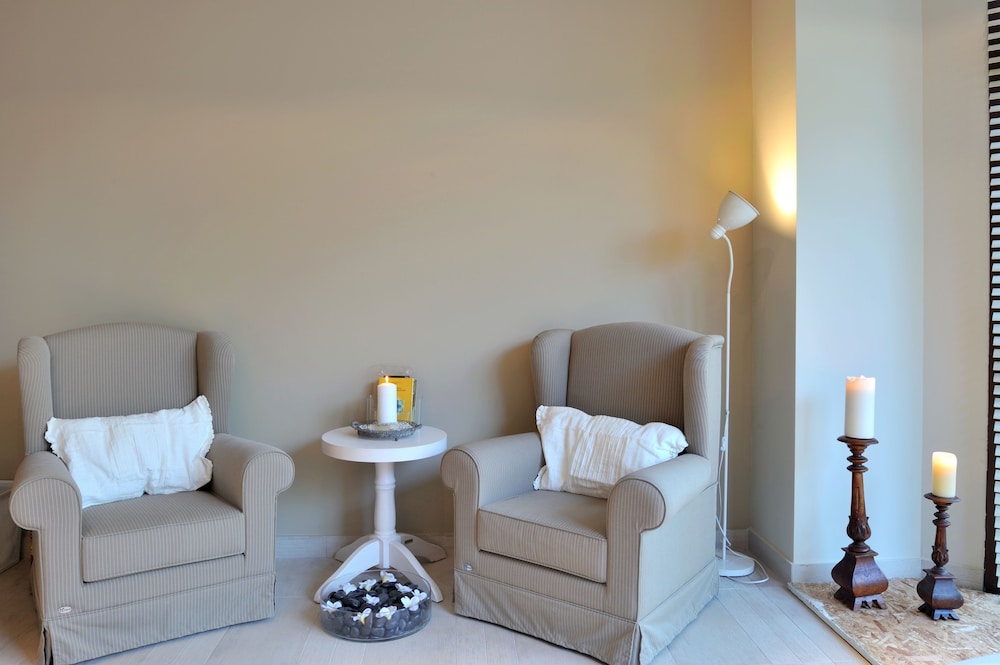 Polyastron Place Hotel & Spa 34/68