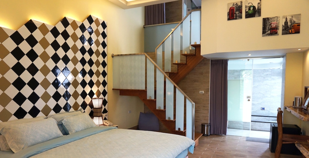 River Forest Resort Hotel 50/76