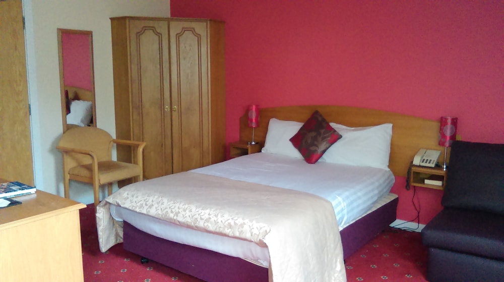 The Corn Mill Lodge Hotel 8/56