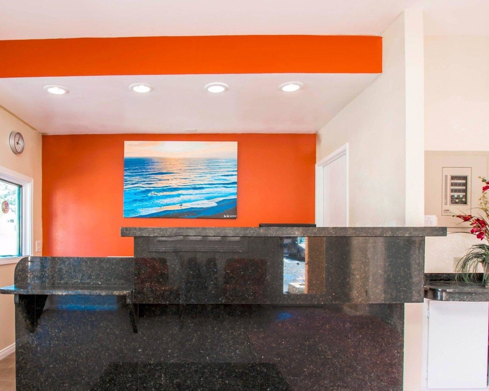 Rodeway Inn Encinitas North 9/33