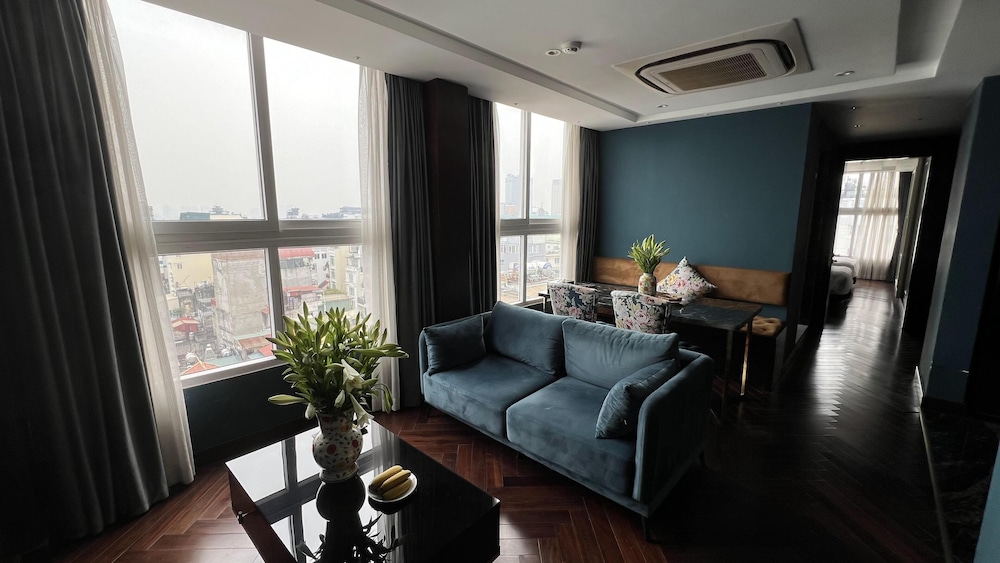 Golden Silk Boutique Hotel 44/70