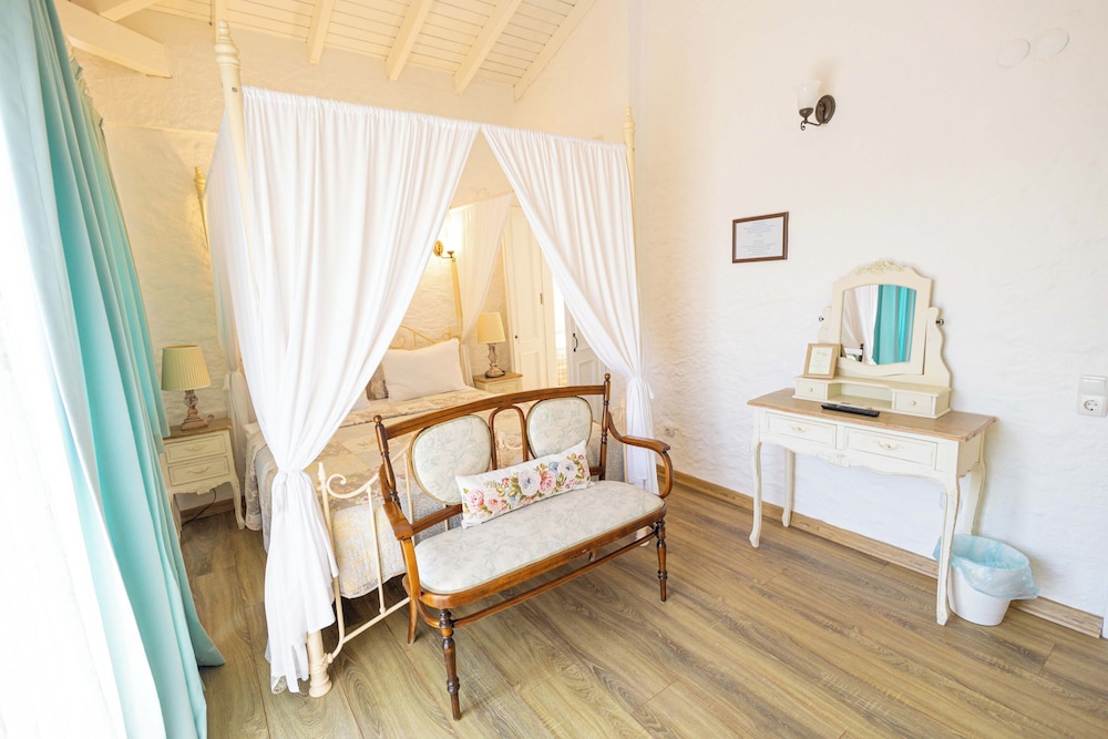 Kupina Butik Otel 60/84