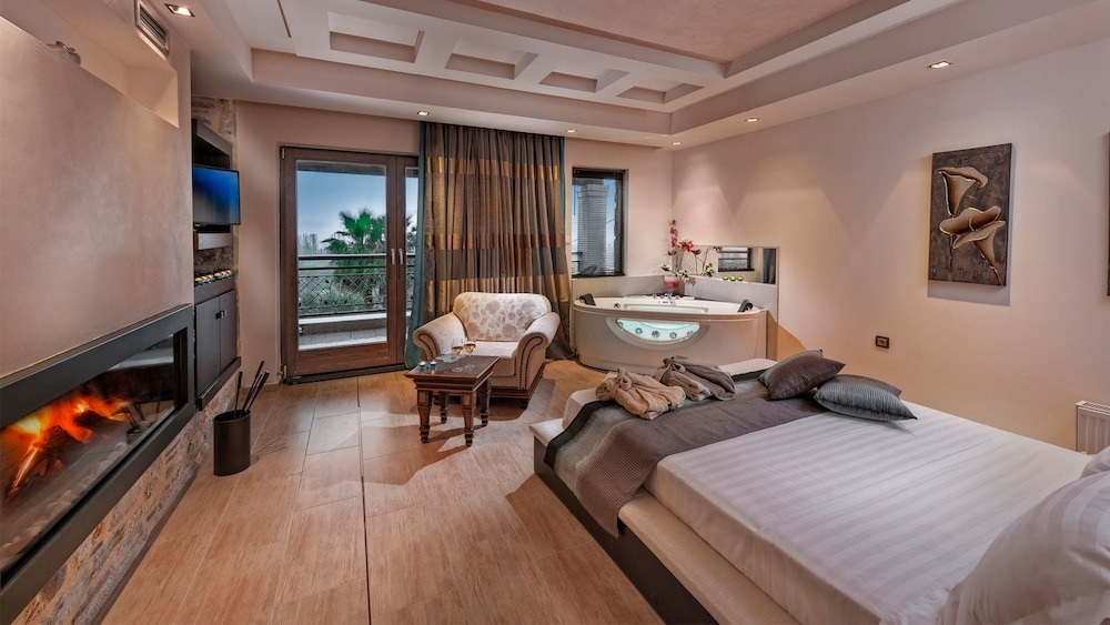 Iakovakis Suites Spa 6/50