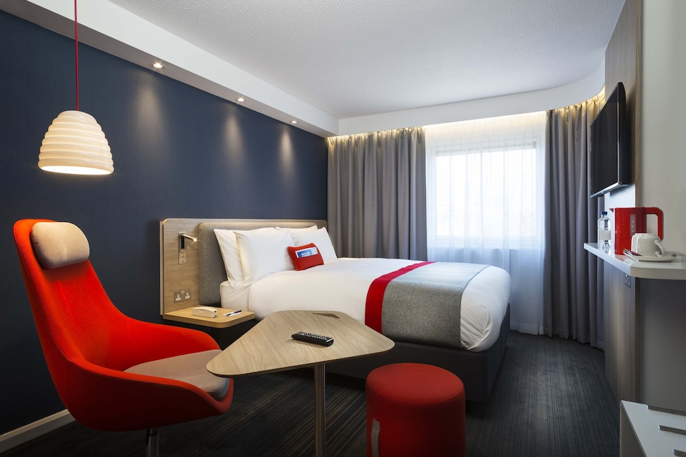 HOLIDAY INN EXPRESS GRIMSBY 35/35