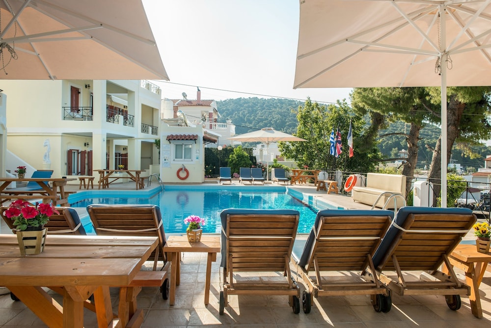 KOSTIS VILLAS 47/70