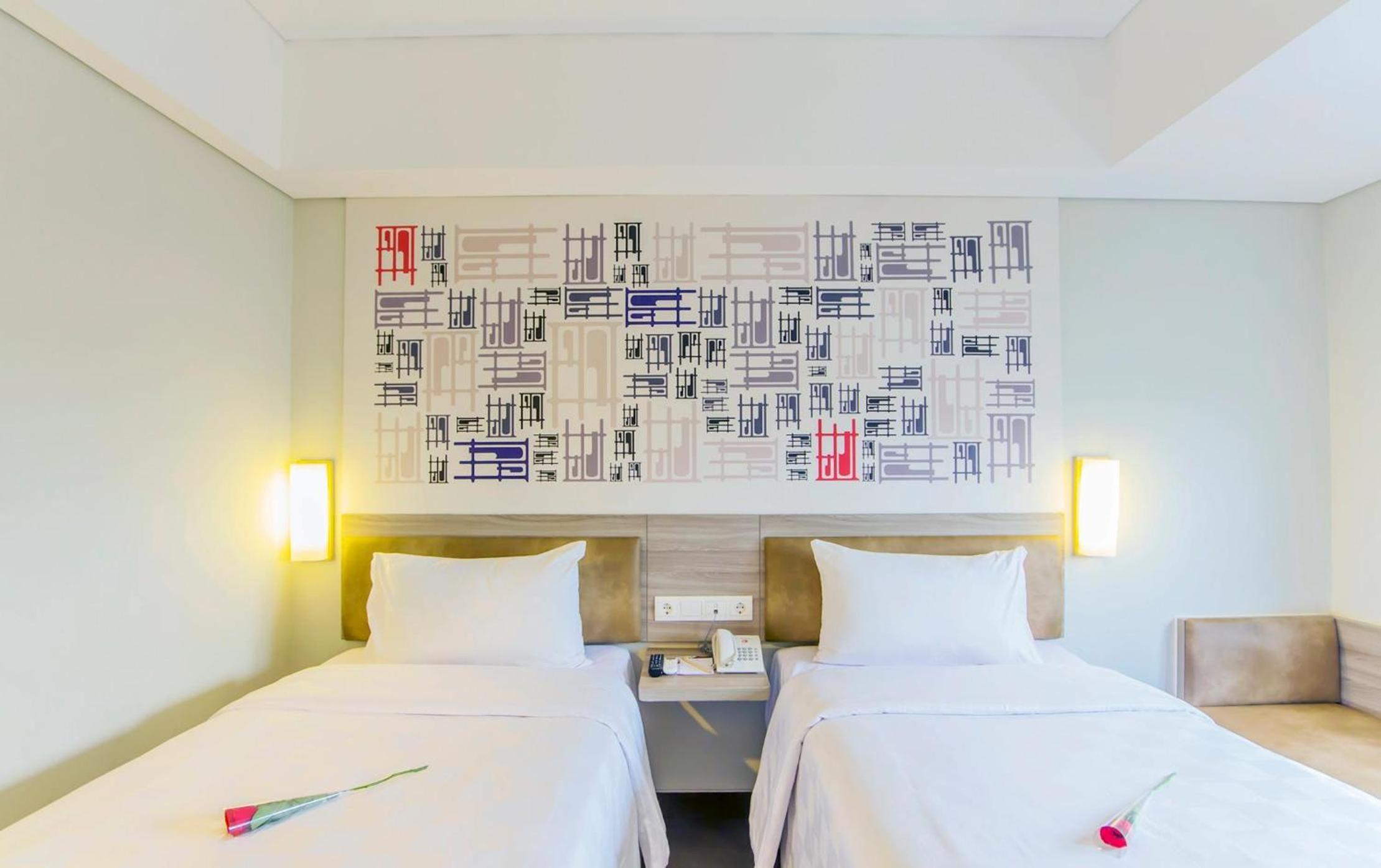 SMART, DELUXE, TWIN BEDS