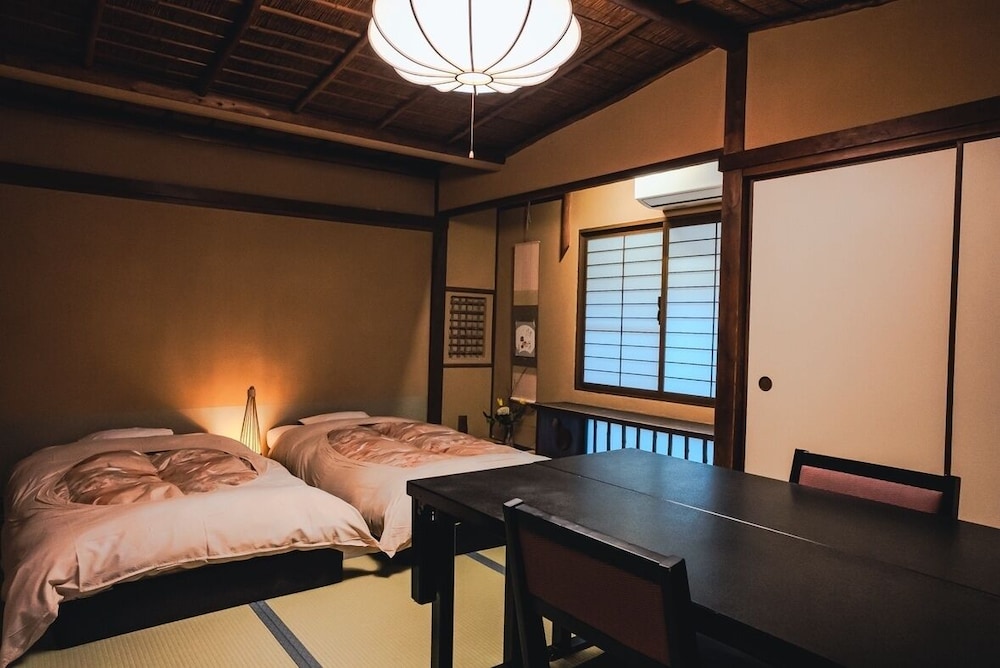 JAPANESE, PRIVATE BATHROOM