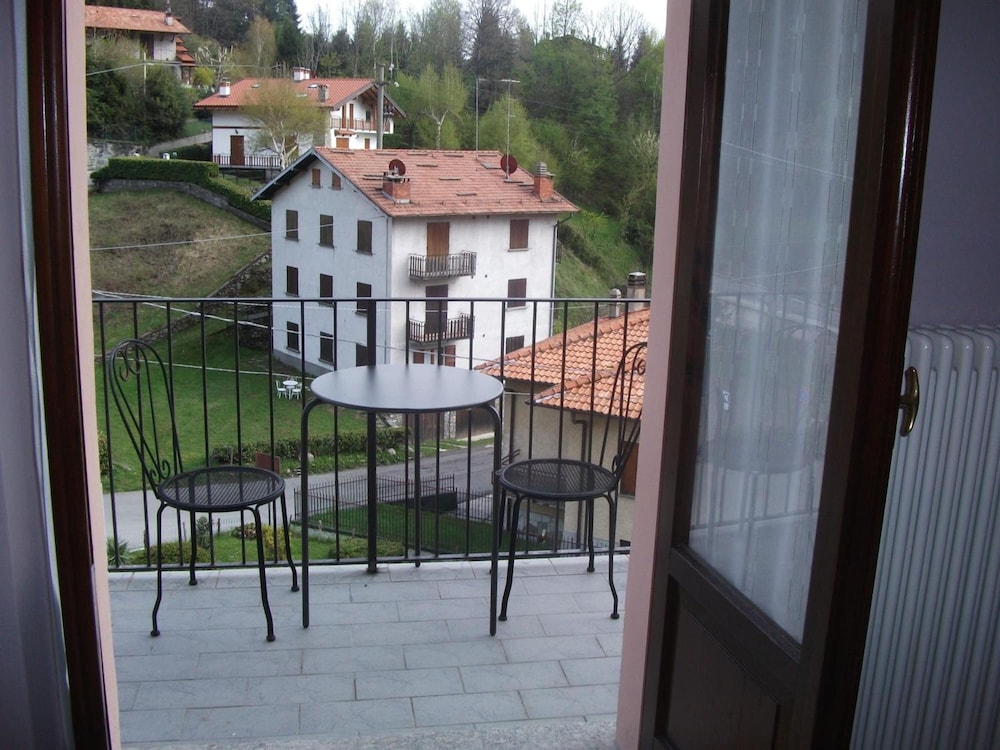 Albergo Breglia 55/64