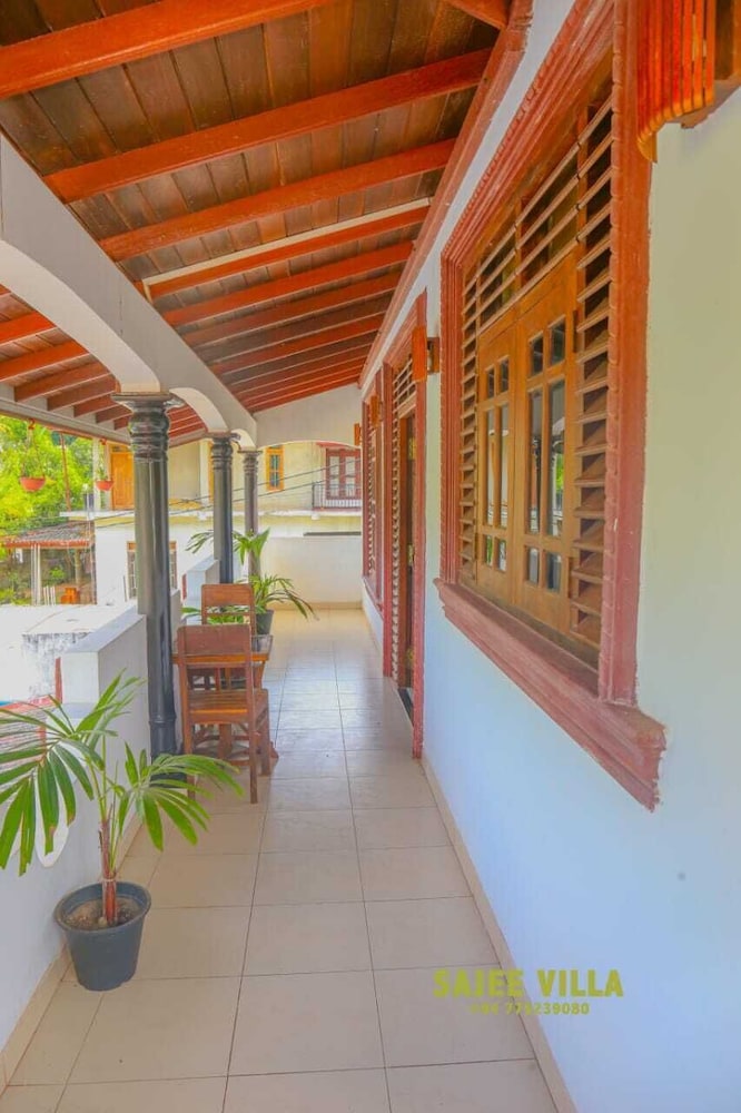 Sajee Villa 10/50