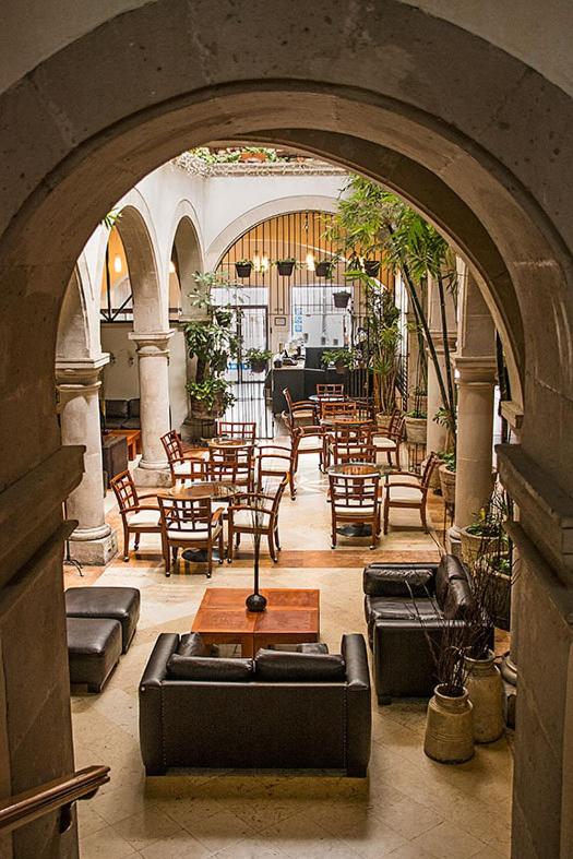 Hostal de la Monja 17/20