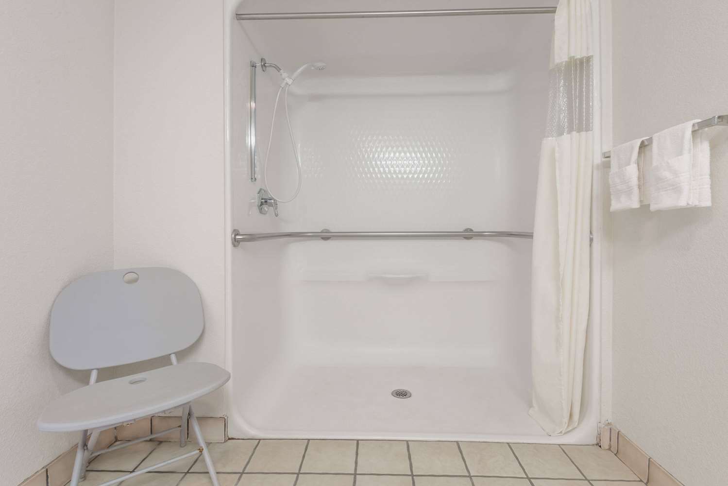 Days Inn by Wyndham Amarillo - Medical Center 15/16