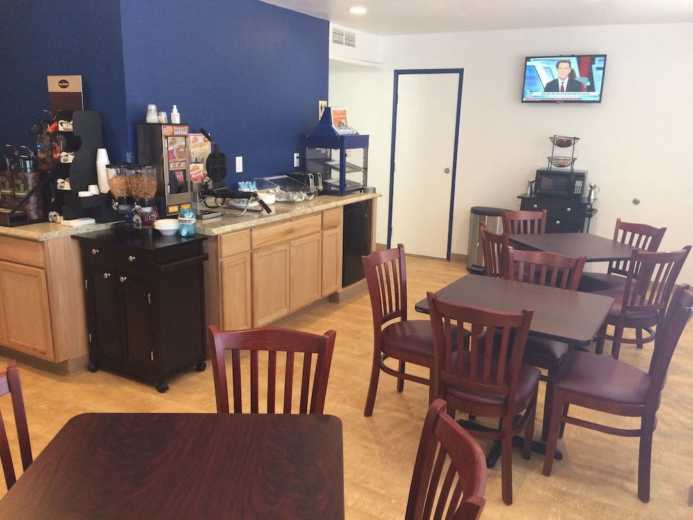 Travelodge By Wyndham Raton 26/37