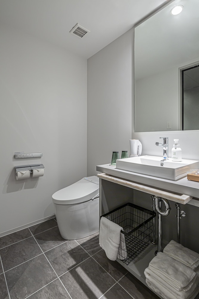 TSUGU Kyoto Sanjo by THE SHARE HOTELS 50/50