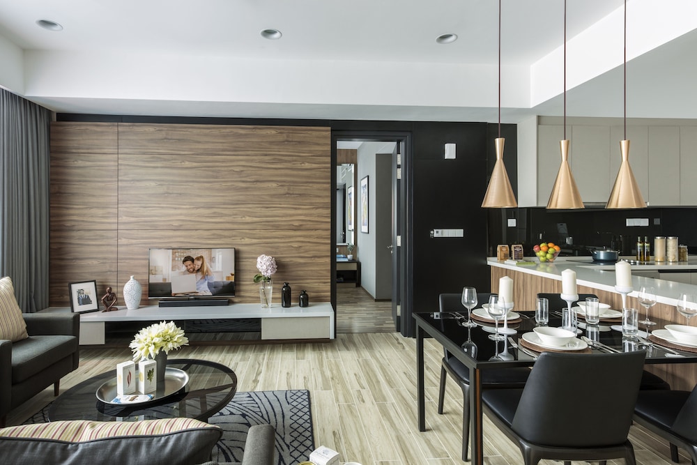 SOMERSET DAMANSARA UPTOWN PETALING JAYA 39/45