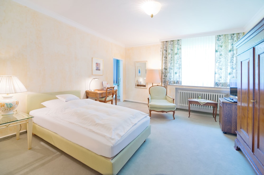 Romantik Waldhotel Mangold 16/66