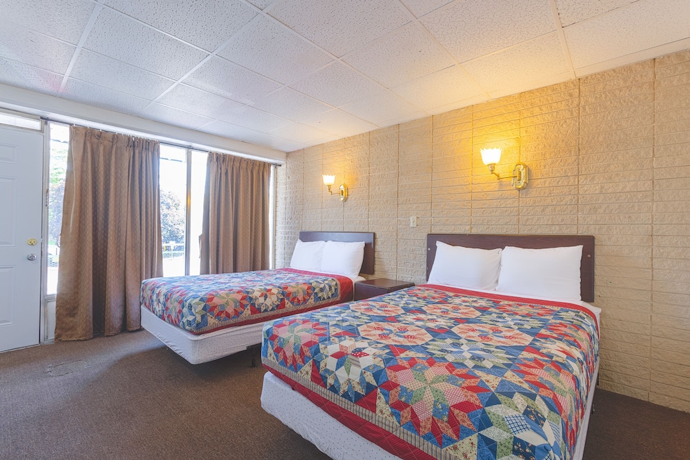 Sonrise Inn Lincoln Hwy By OYO 32/57