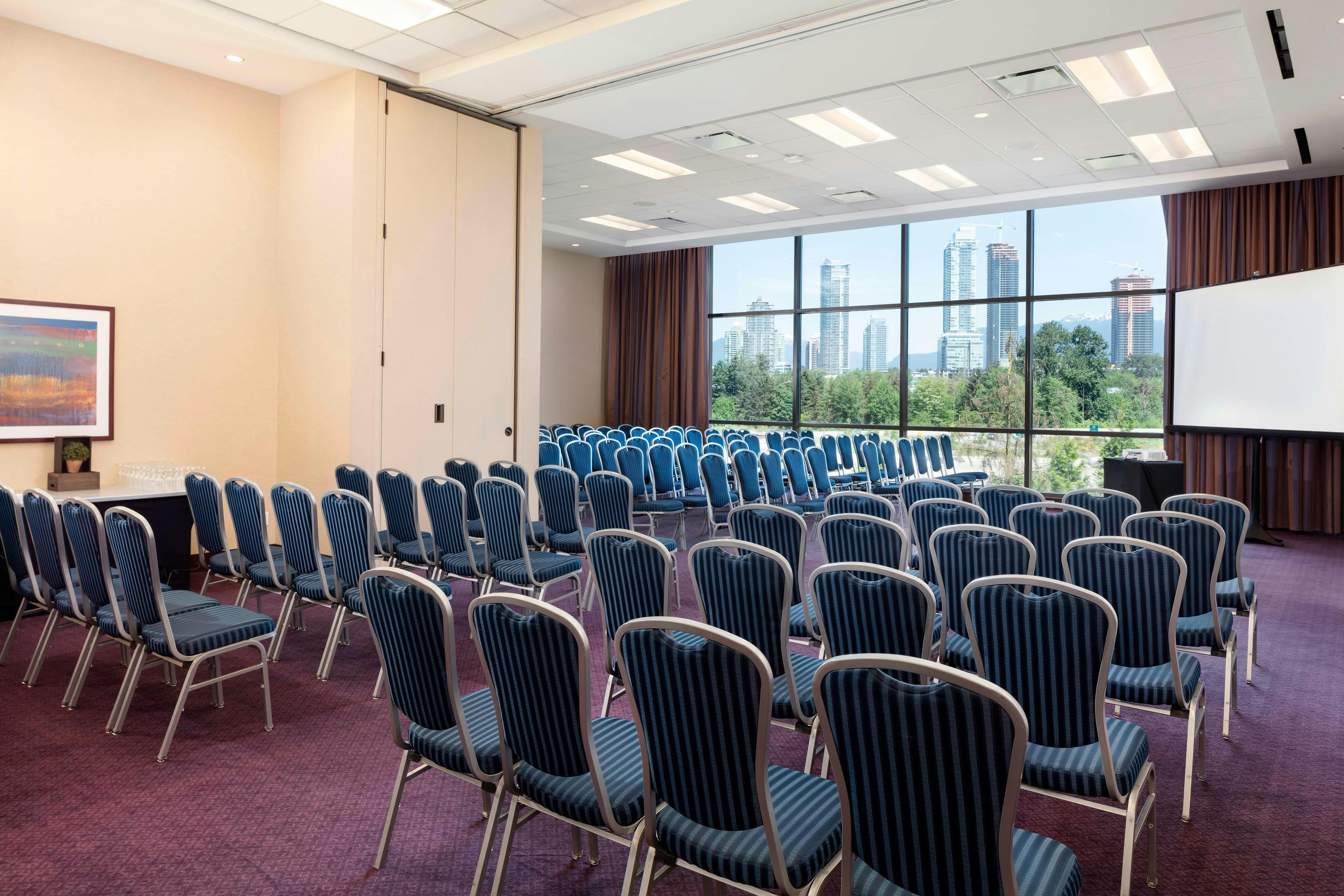 Delta Hotels by Marriott Burnaby Conference Centre 39/46