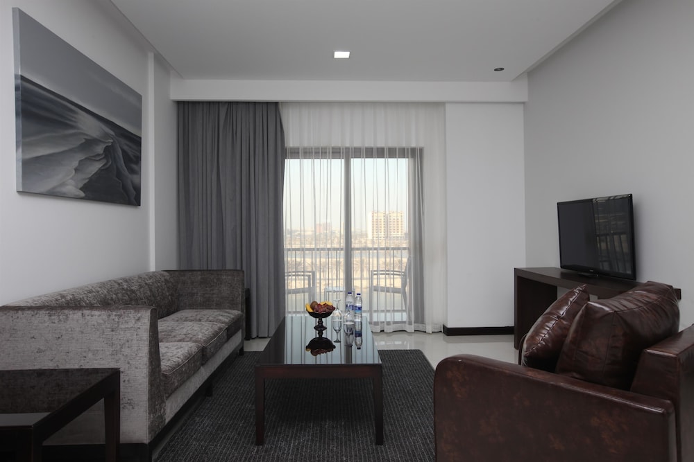 فندق جولدن توليب للأجنحة الفندقية(Golden Tulip Al Khobar Suite Hotel) 31/52