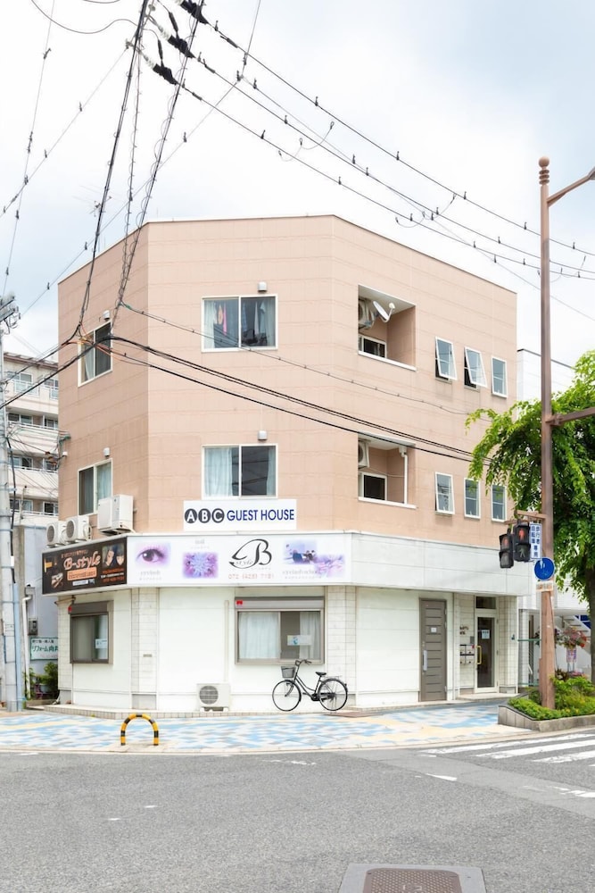 ABC Guest House 8/50
