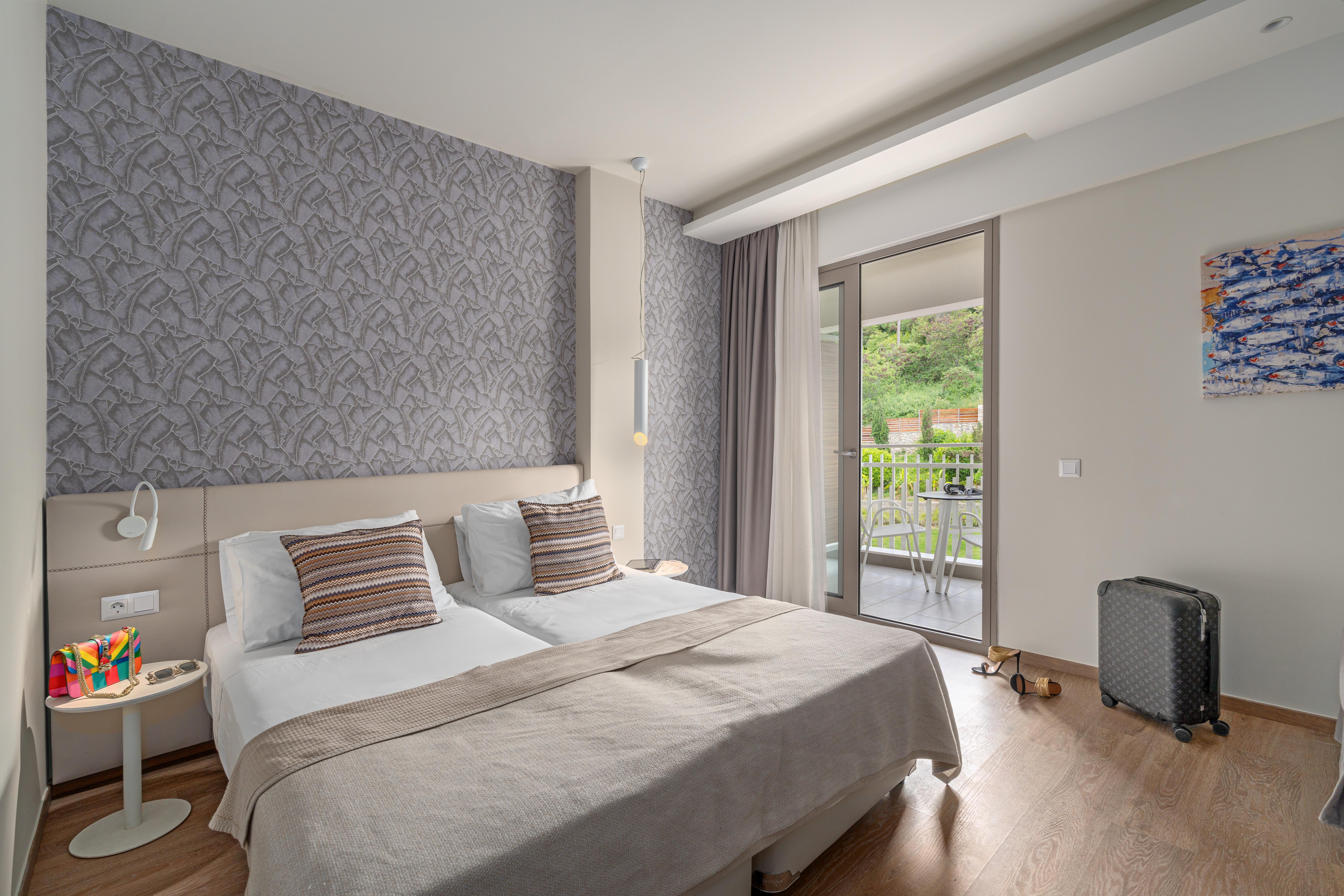 Deluxe, Double Bed, Garden View, Balcony or Terrace