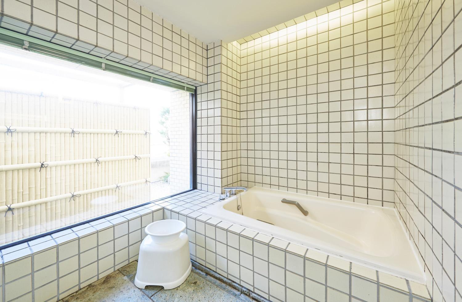 جناح ياباني، Hotel Okura Tokyo Bay 4/6