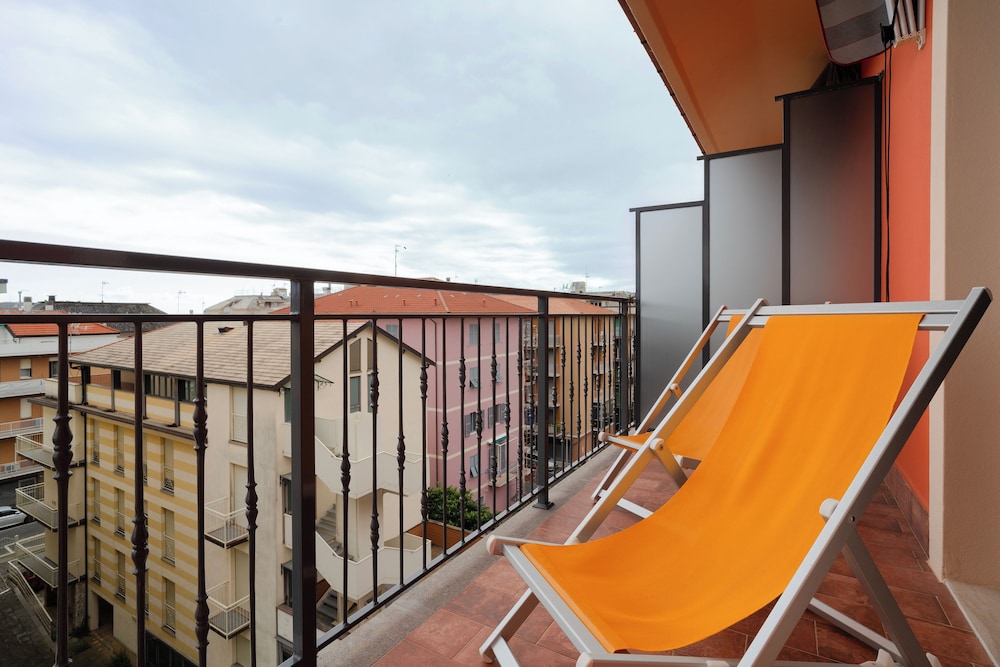 Hotel Tirreno 26/43