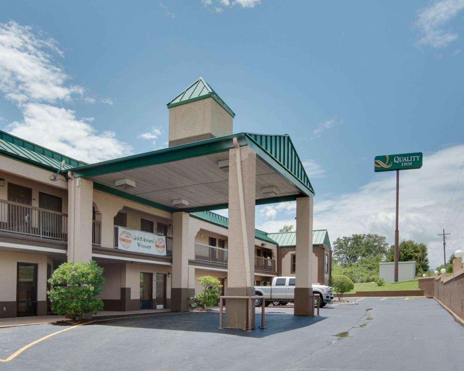 Quality Inn Mount Pleasant 12/13