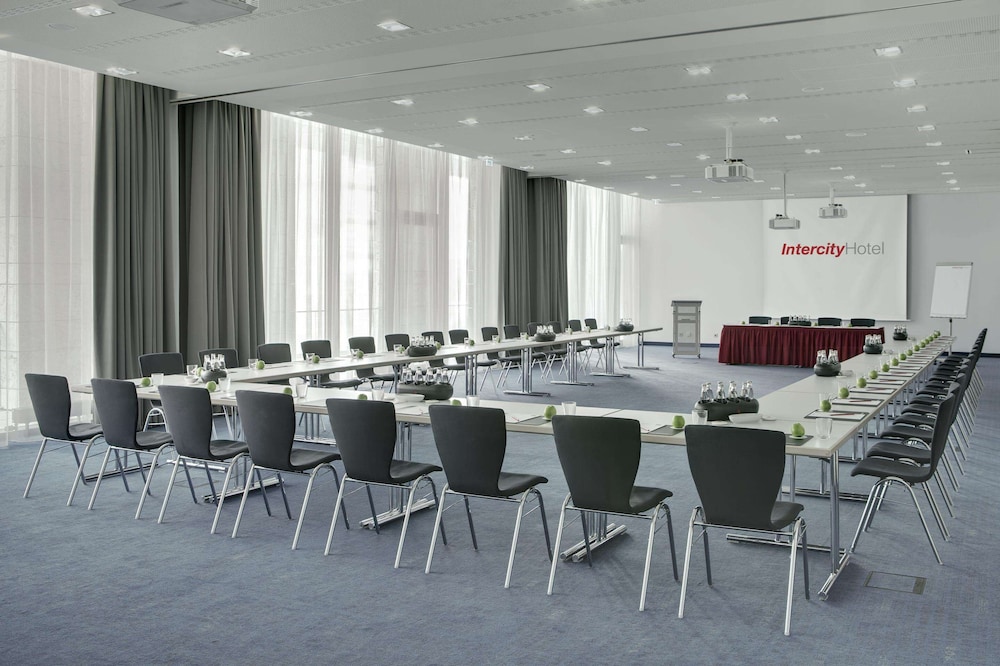 InterCity Hotel Berlin Hauptbahnhof 24/35