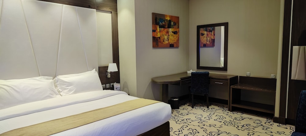 فندق واجنحه سويس سبيرت متروبوليتان - الرياض(Swiss Flora Inn Hotel Riyadh) 24/52
