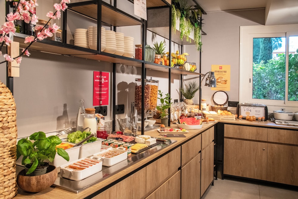 Ibis Roquebrune Cap Martin Menton 4/50