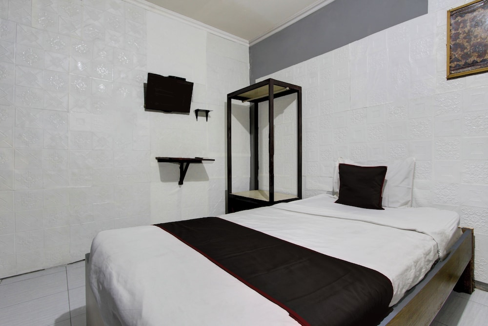 Hotel O Near Tugu Yogyakarta 1 formerly Crown Residence 18/31