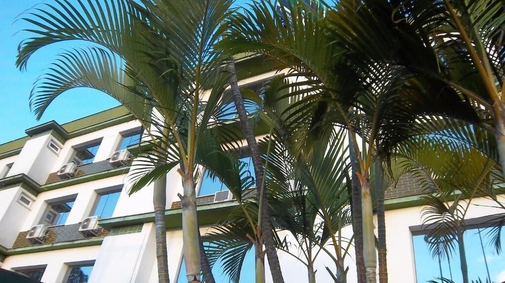 CANOAS PARQUE HOTEL 26/30