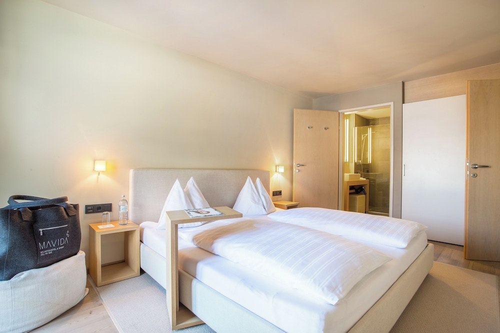 CLASSIC, DOUBLE BED, NO BALCONY