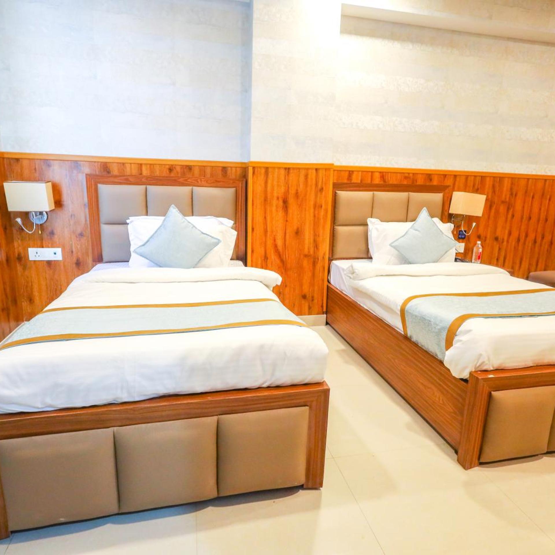 Clay Inn Hotel Gurugram 12/50