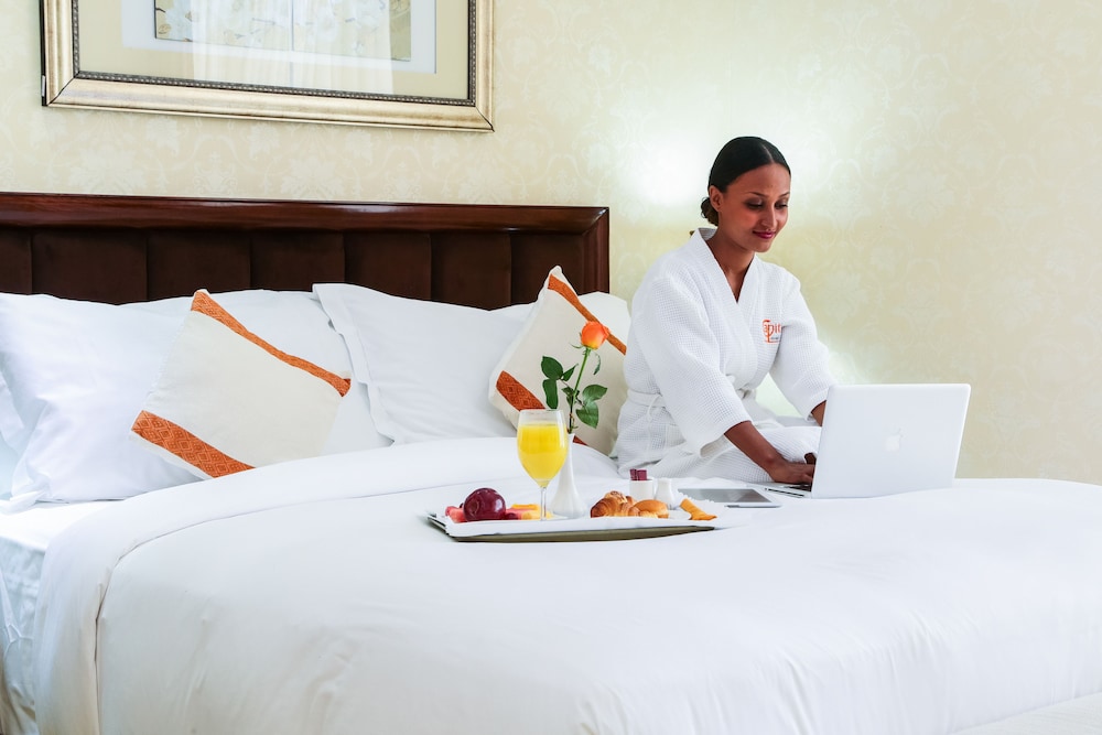 Capital Hotel And Spa 39/76