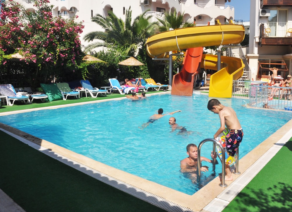 AEGEAN PARK HOTEL 11/40