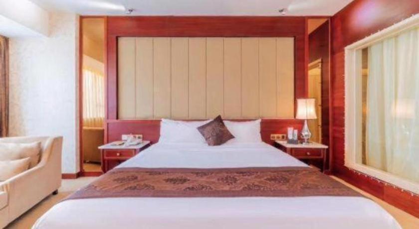 Foshan Jubilee Hotel 12/77