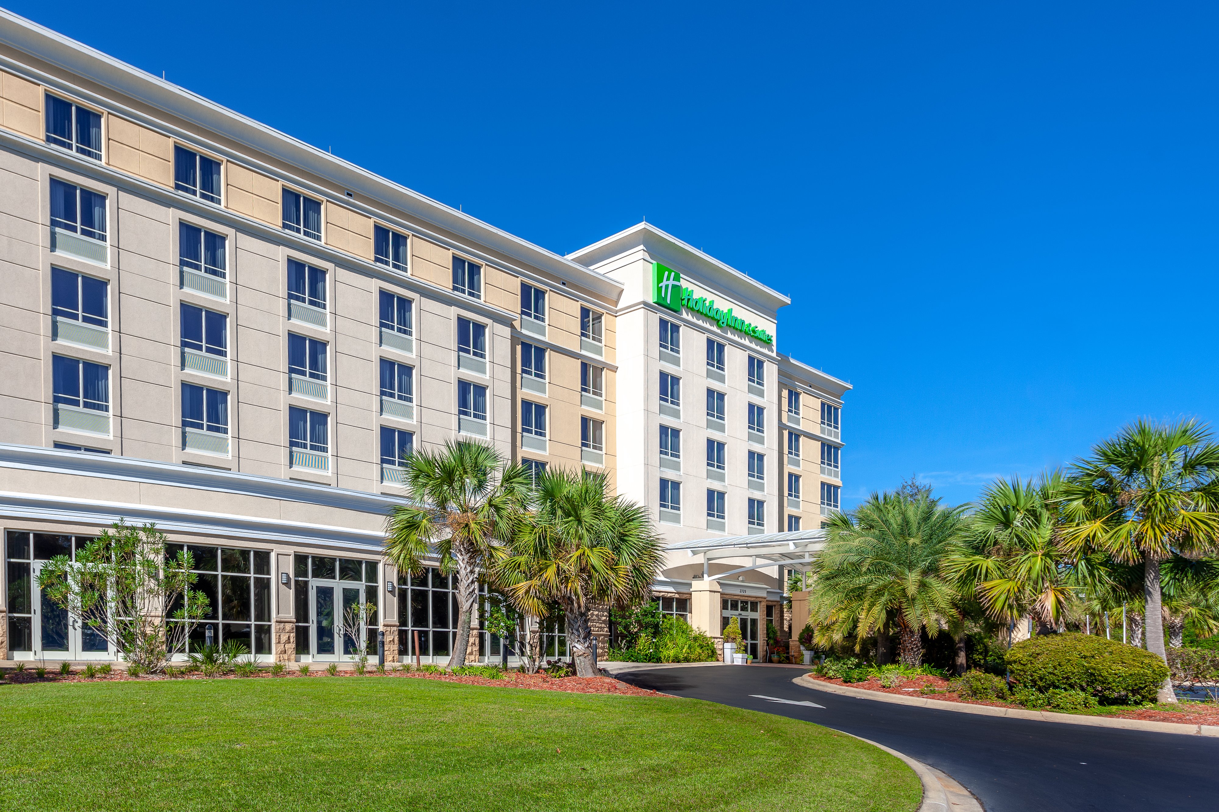 Holiday Inn Hotel Suites Tallahassee Conference Center N 6/62