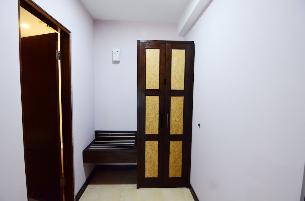 The Grand Santhi Hotel 45/69