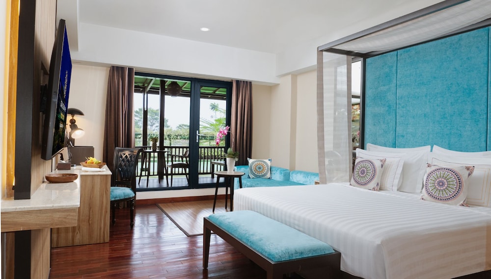 غرفة تنفيذية بسرير كينج بشرفة، Grand Sunshine Resort and Convention 2/10
