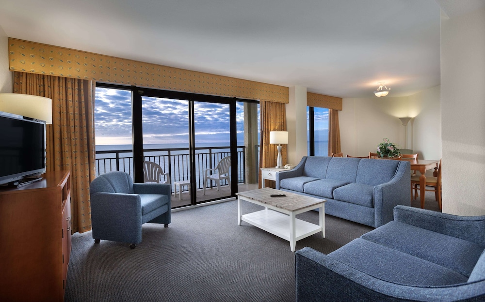 Beach Cove Resort 51/75
