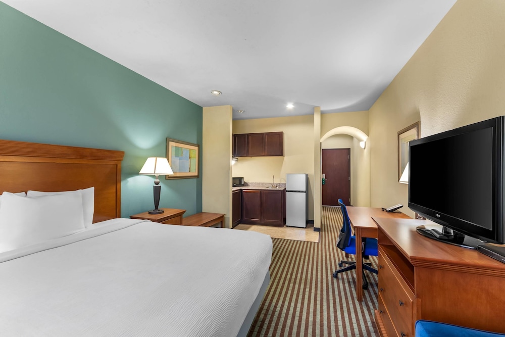 Quality Inn & Suites - Marlin 17/56