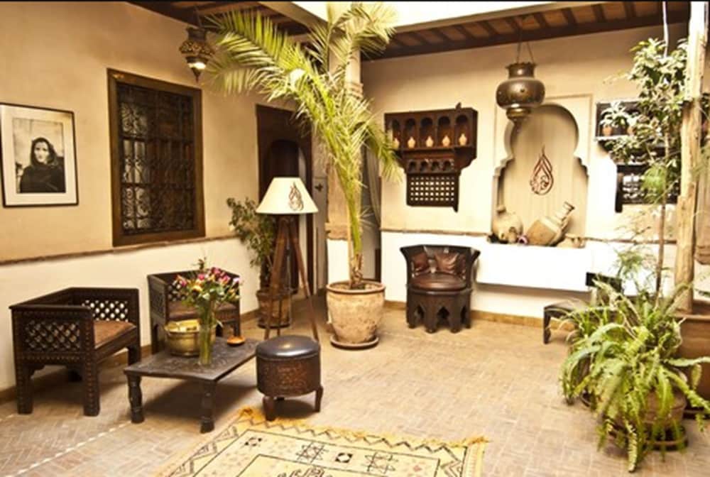 RIAD ALADDIN 3/76