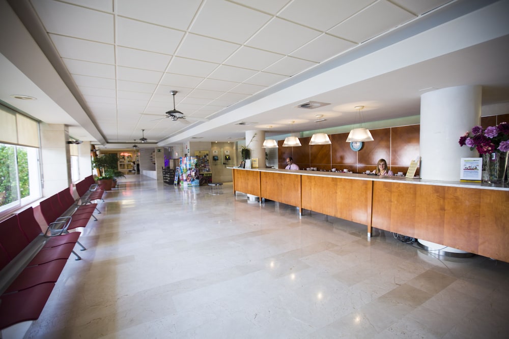 Port Fiesta Park Hotel 7/50