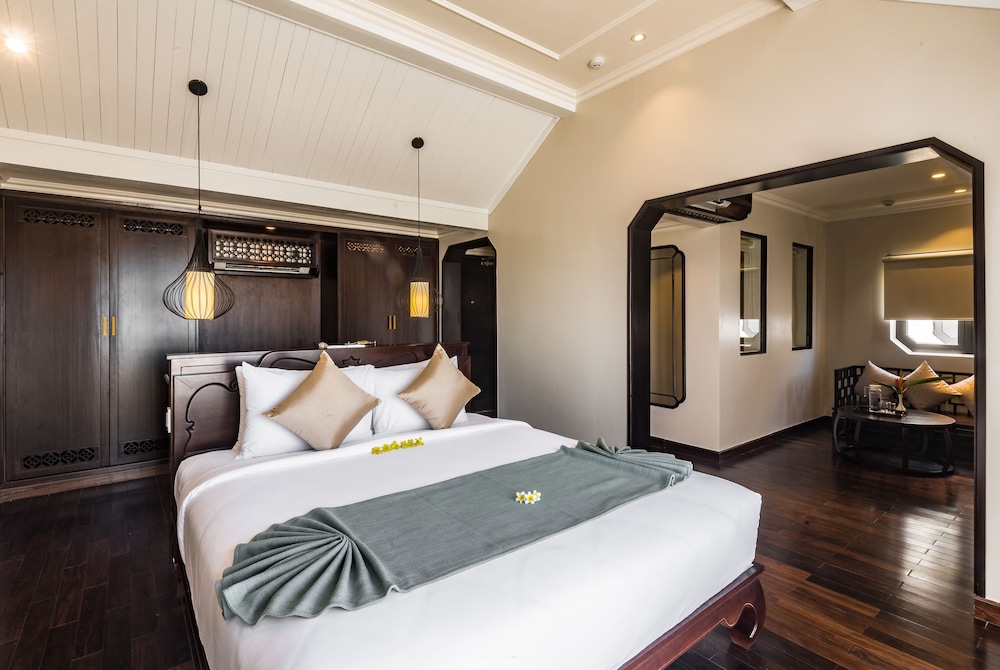 Laluna Hoi An Riverside Hotel & Spa 18/71