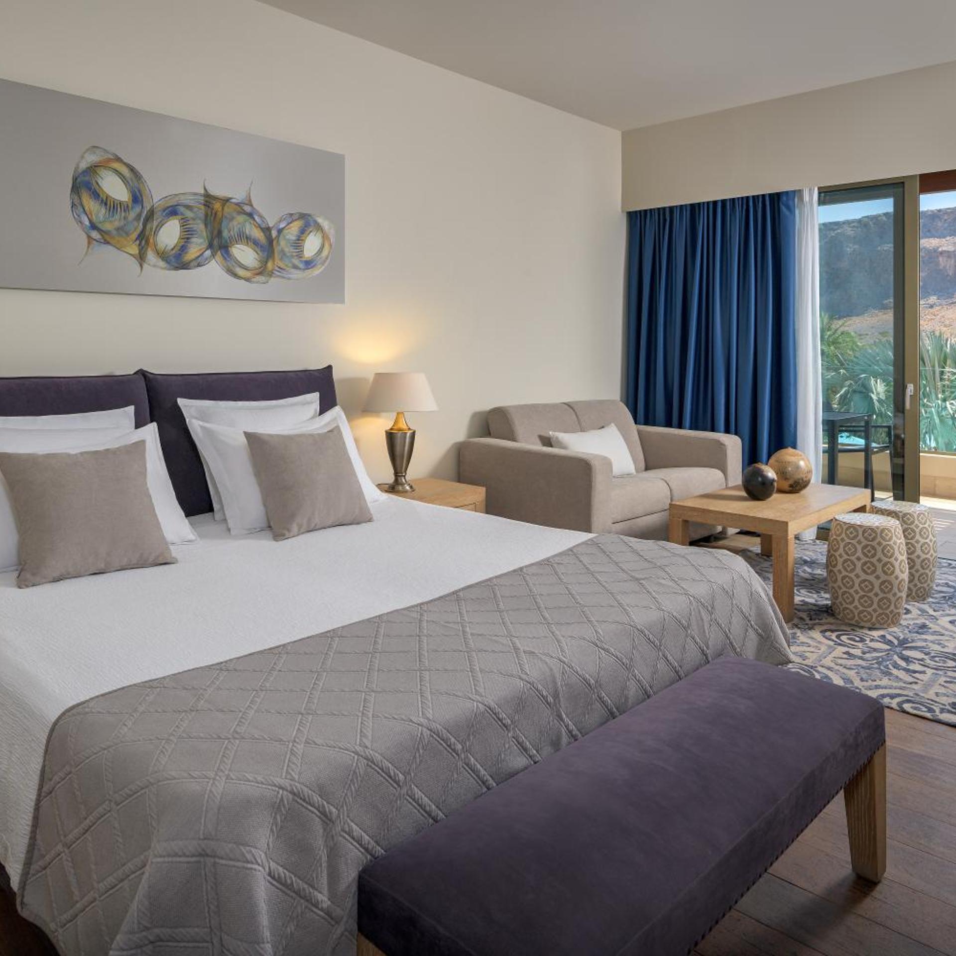 Exclusive, Double Bed