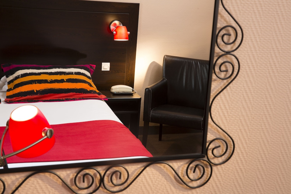 Hotel Chatillon Montparnasse 24/57