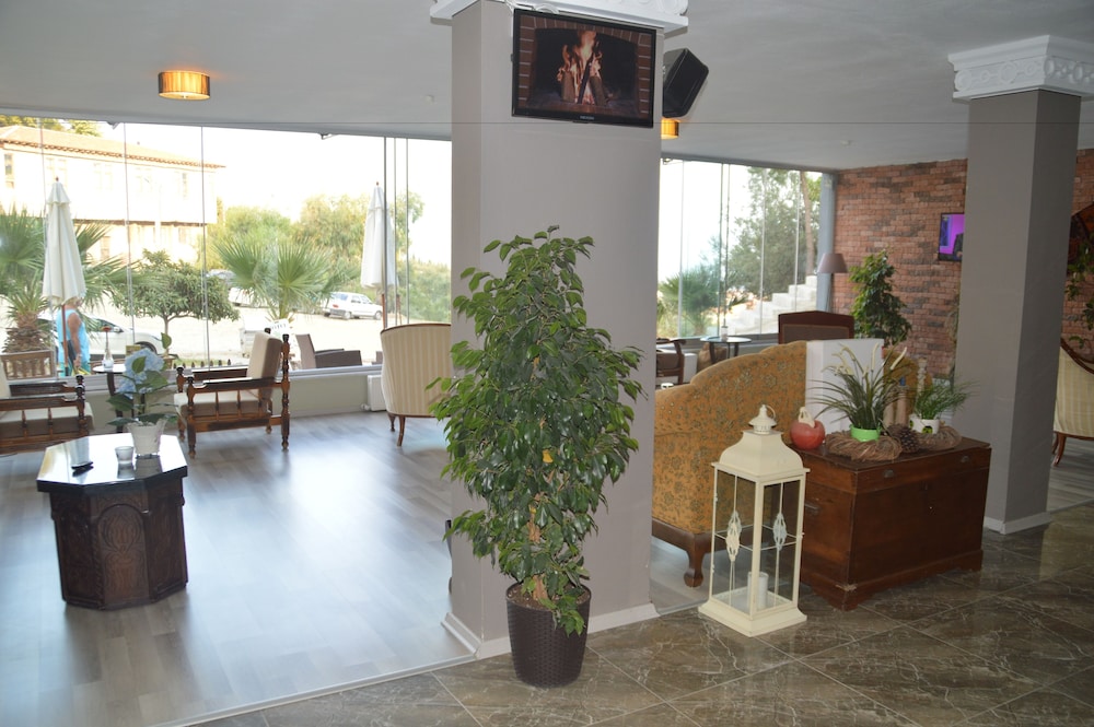 Hotel Hugo 23/35