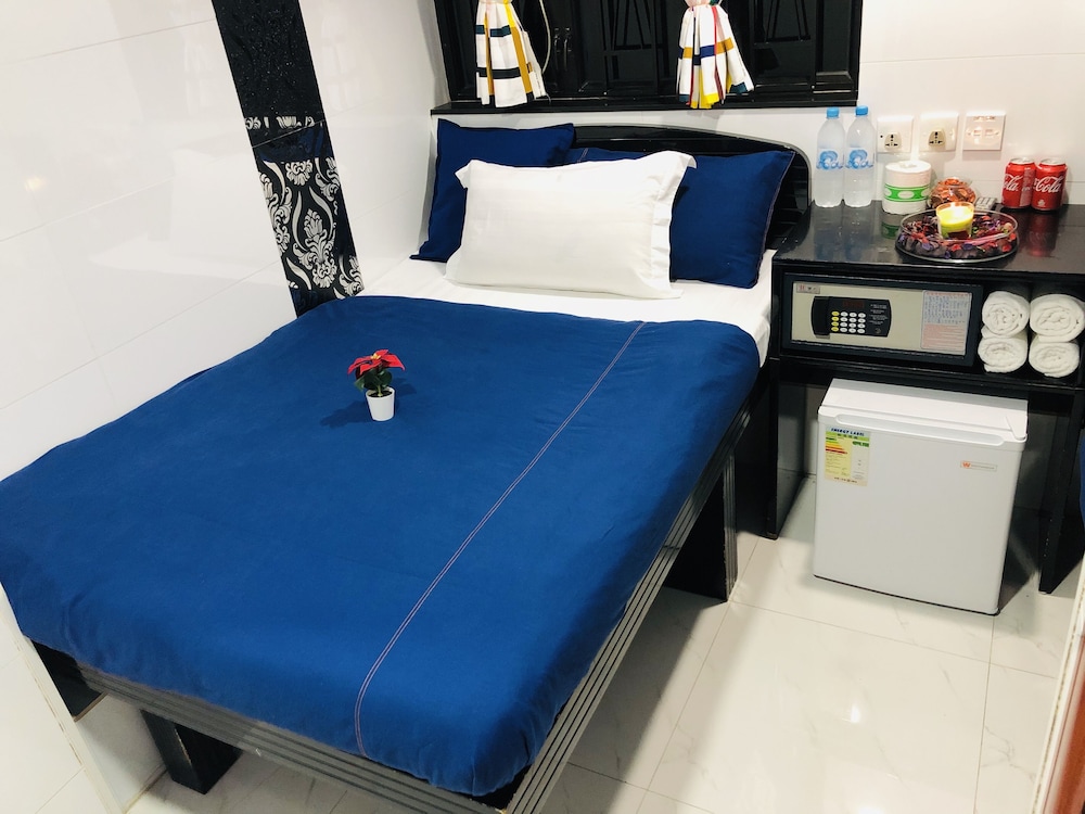 Singapore Hostel 4/50